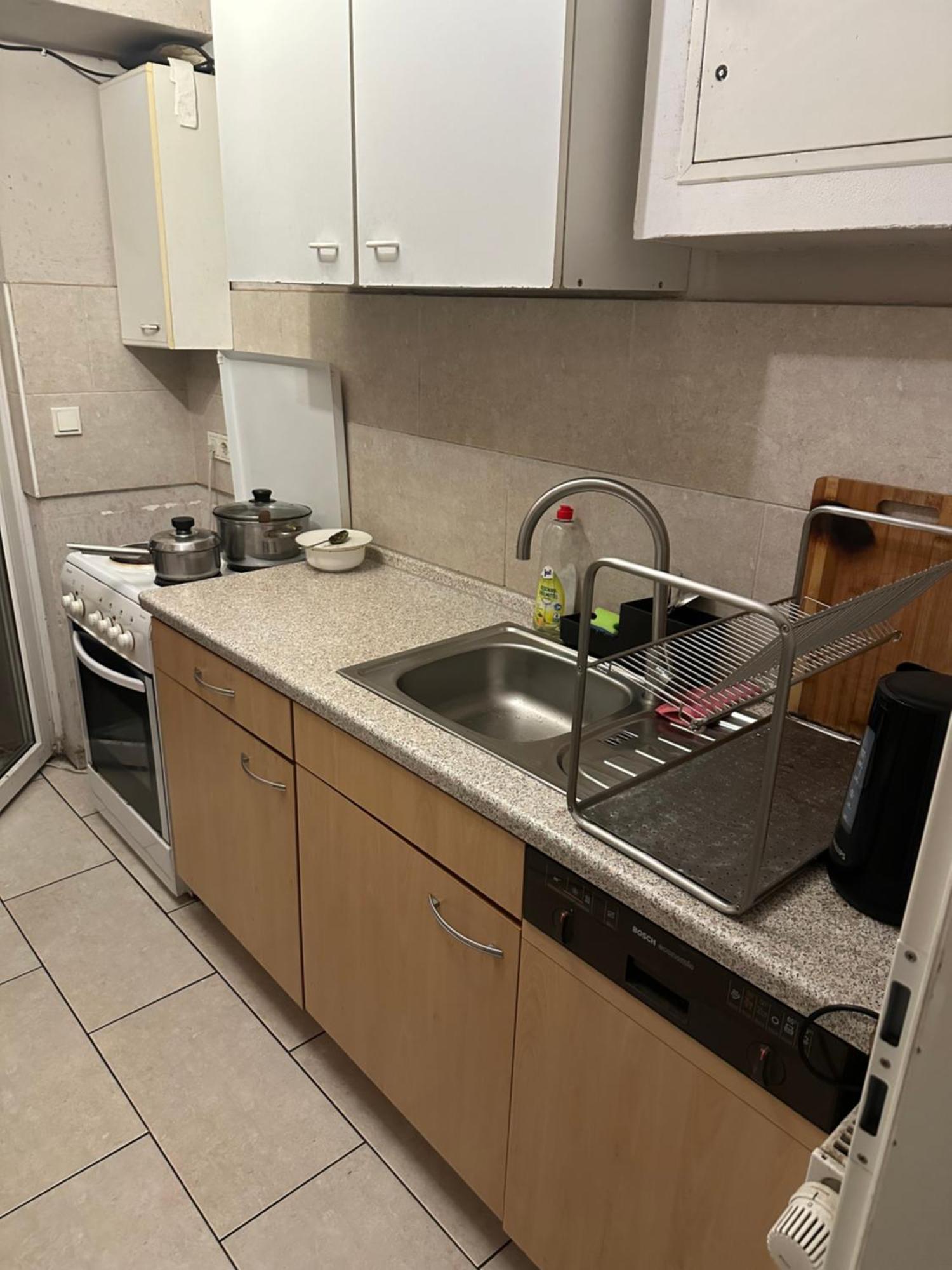 Schoenes Zimmer In Bahnhofsnaehe In Einer Wohnung Mit Grosser Terrasse Gießen Zewnętrze zdjęcie